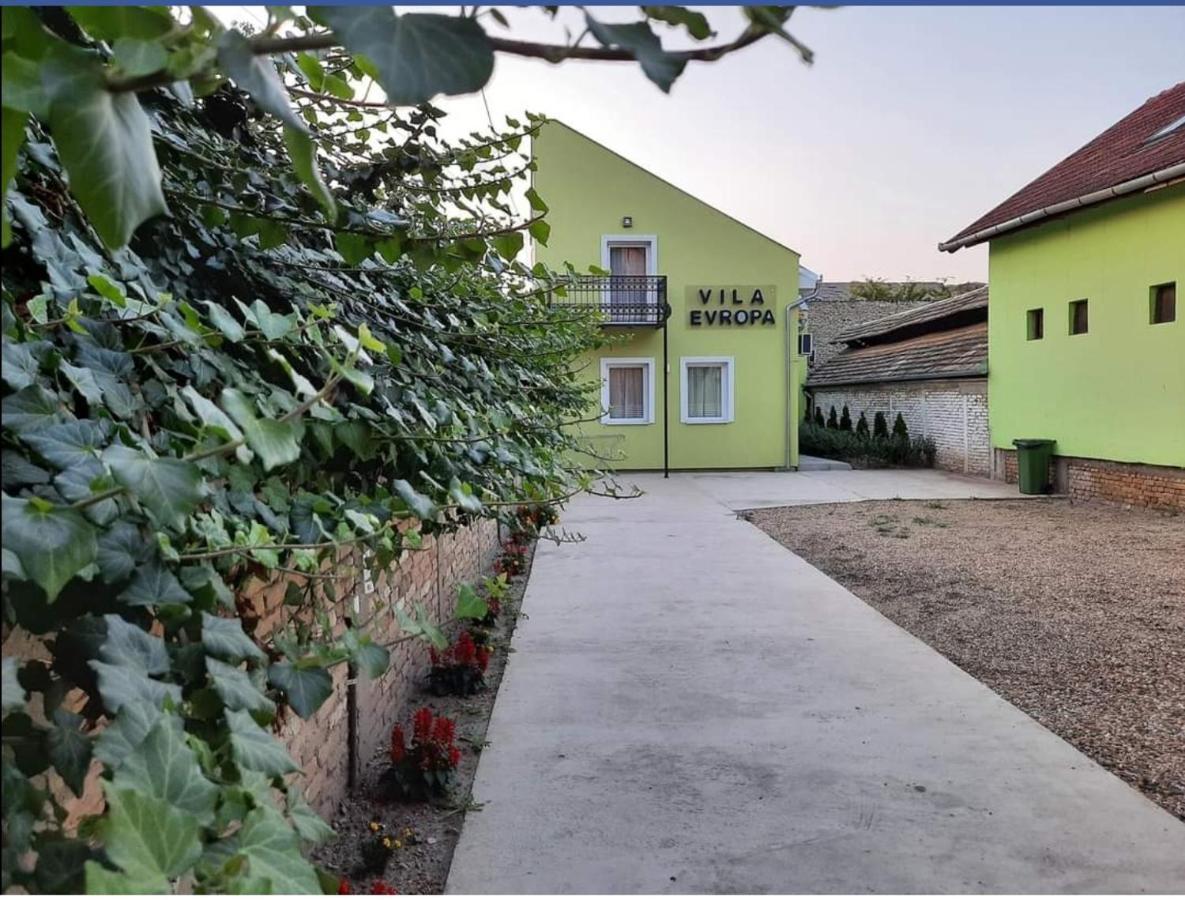 Ferienwohnung Vila Evropa Sombor Exterior foto